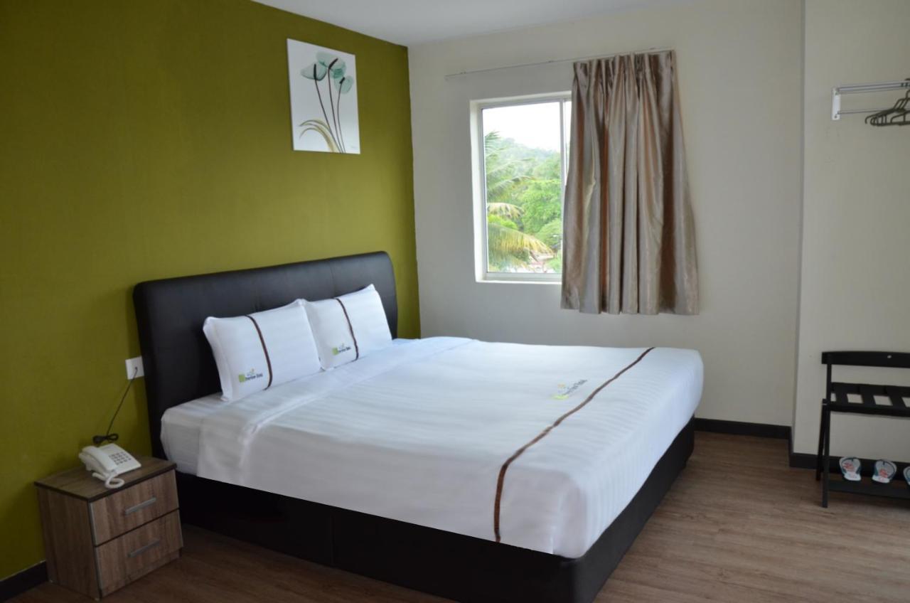 Riverview Hotel Bahau Extérieur photo