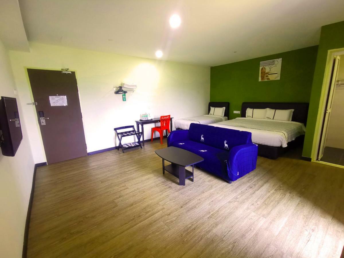 Riverview Hotel Bahau Extérieur photo